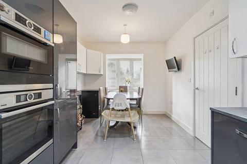 4 bedroom semi-detached house for sale, Century Lane, Slough SL2