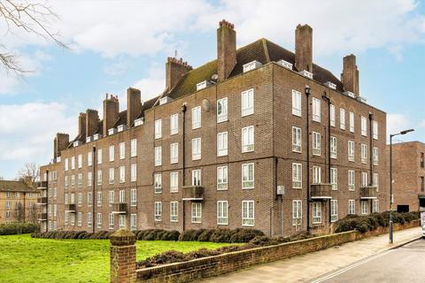 2 bedroom flat for sale, East Dulwich Estate, London SE22