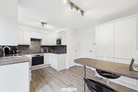 3 bedroom end of terrace house for sale, Pavilion Gardens, Bromsgrove, B61