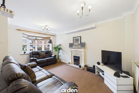 3 bedroom end of terrace house for sale, Pavilion Gardens, Bromsgrove, B61