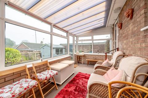 2 bedroom semi-detached bungalow for sale, Mayfield Avenue, Kessingland