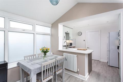 undefined, 11, Lindley Wood Grove, York, YO30 4SR