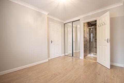 undefined, Redgrave Cl, Gateshead NE8 3JT