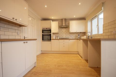 undefined, Redgrave Cl, Gateshead NE8 3JT
