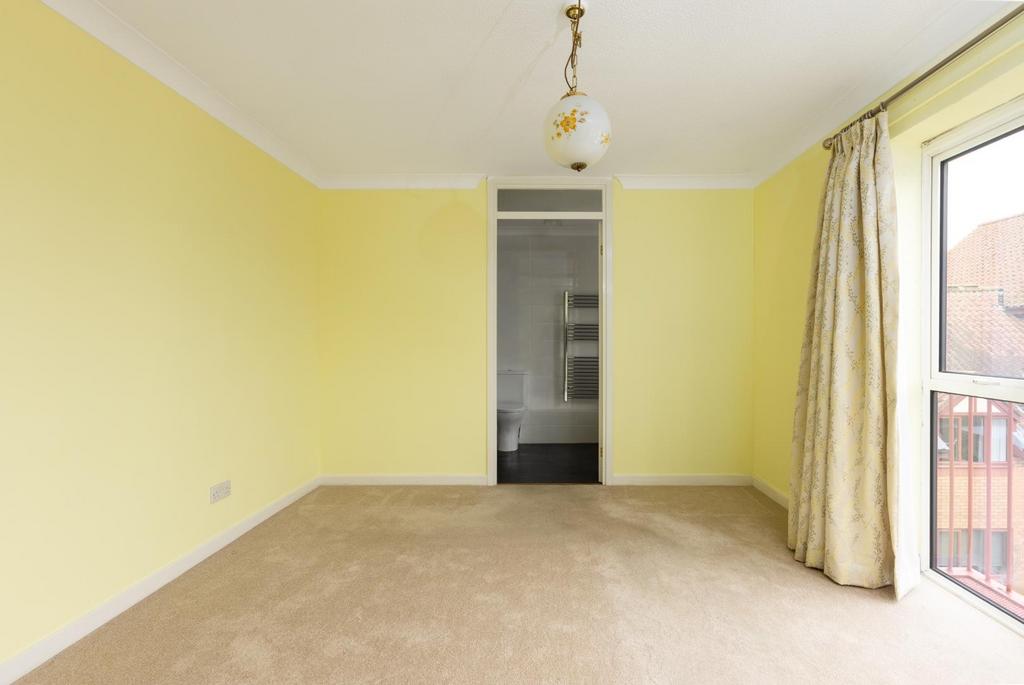 Flat 21, Portland Court, BS1-17.jpg