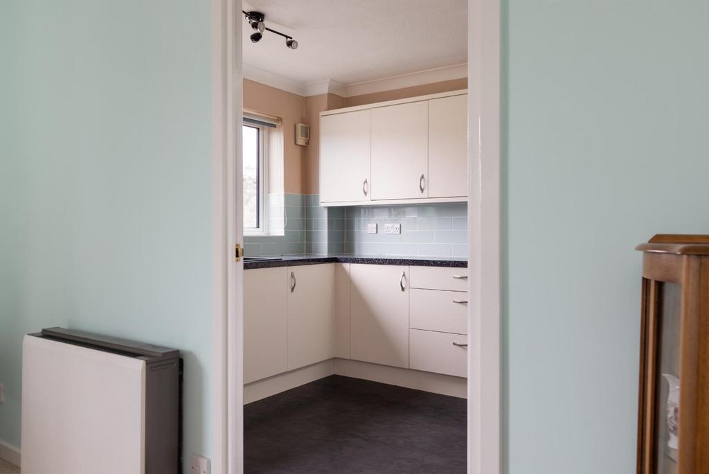 Flat 21, Portland Court, BS1-10.jpg