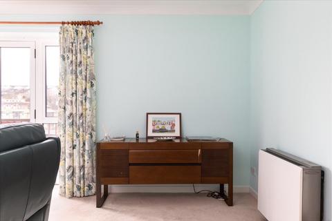 2 bedroom flat for sale, Portland Court, Harbourside