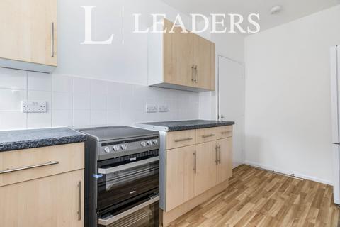 1 bedroom flat to rent, Woodcote Road, SM6