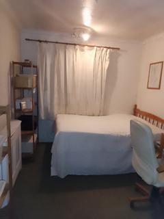 1 bedroom flat for sale, Isledon Road, London N7