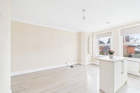 2 bedroom apartment for sale, Highfield Road, Bournemouth, Dorset, BH9