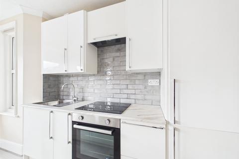 2 bedroom apartment for sale, Highfield Road, Bournemouth, Dorset, BH9
