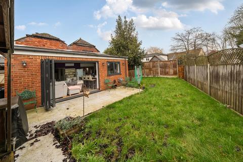 3 bedroom detached house for sale, The Street, Hamstreet, Ashford TN26 2JH