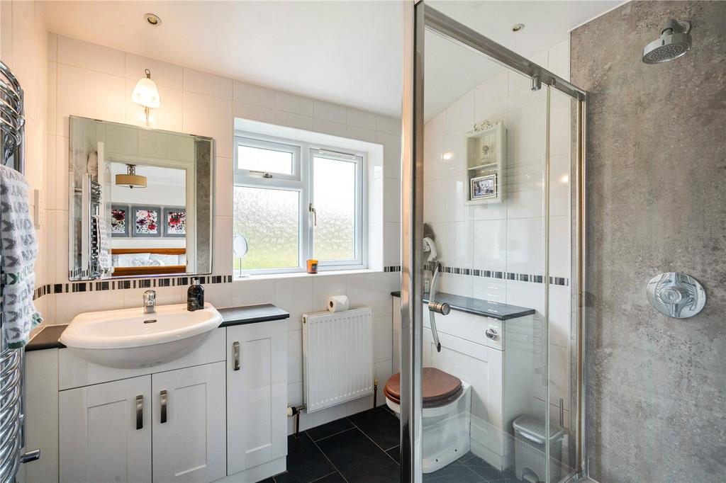 En Suite Shower Room