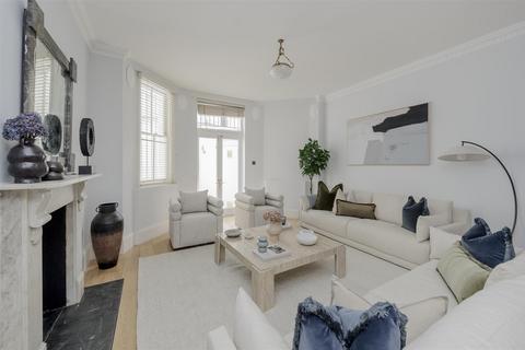 3 bedroom apartment for sale, Holland Park, London, W11