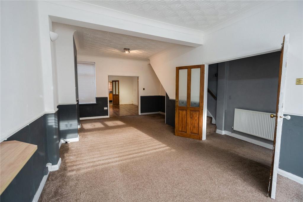 Living Room (2)