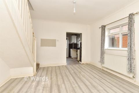 3 bedroom end of terrace house for sale, Cooling Road, Rochester ME3