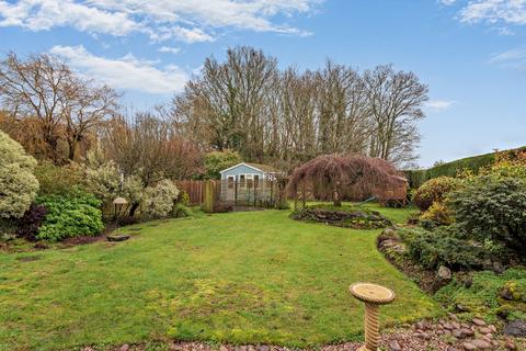 4 bedroom detached house for sale, Echo Barn Lane, Farnham, Surrey