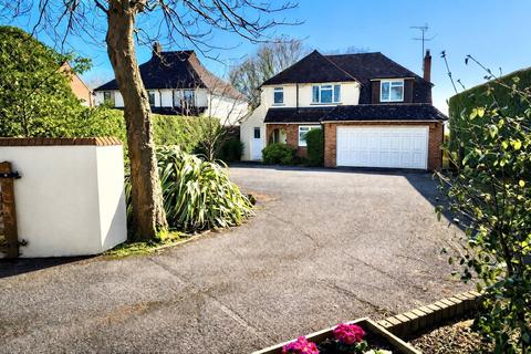 4 bedroom detached house for sale, Echo Barn Lane, Farnham, Surrey