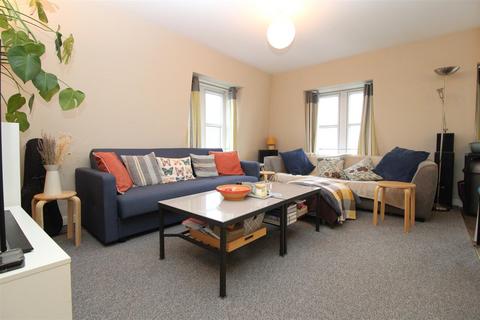2 bedroom flat to rent, Winslow Court, Cullercoats