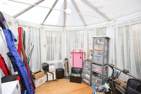 2 bedroom maisonette for sale, Deepdene, Midanbury Lane, Southampton, Hampshire, SO18