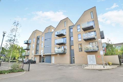 undefined, Trout Road, Yiewsley, West Drayton