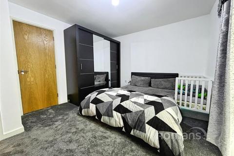 undefined, Trout Road, Yiewsley, West Drayton