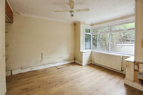 2 bedroom detached house for sale, Botley Road, Southampton, Hampshire, SO19