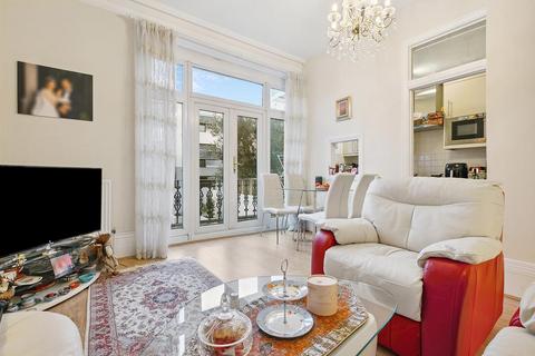 1 bedroom flat for sale, Avonmore Road, London, W14