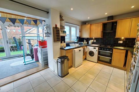 3 bedroom detached house for sale, Jessica Crescent, Totton, SO40