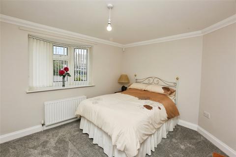 2 bedroom semi-detached house for sale, Kinsbourne Way, Southampton, Hampshire, SO19