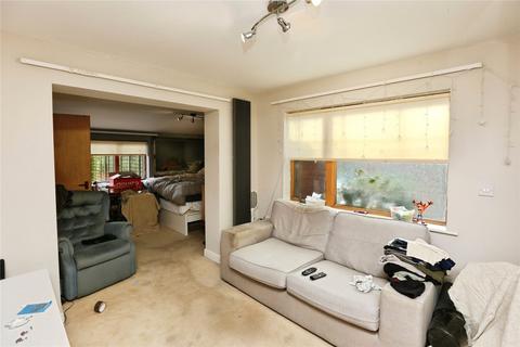 undefined, Mansbridge Road, Southampton, Hampshire, SO18