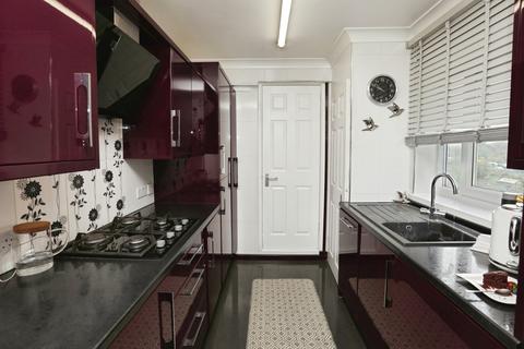 2 bedroom flat for sale, Keynsham Road, Southampton, Hampshire, SO19
