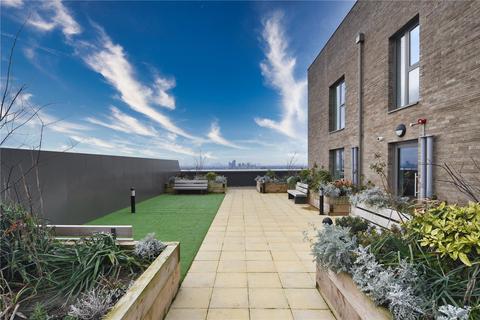 2 bedroom apartment for sale, Teal Road, Seven Kings, Essex, IG3