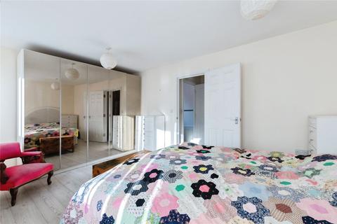 4 bedroom semi-detached house for sale, Mansfield Road, Ringwood, Hampshire, BH24