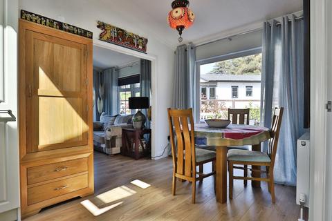 2 bedroom detached house for sale, Alpine Drive, RINGWOOD, Hampshire, BH24