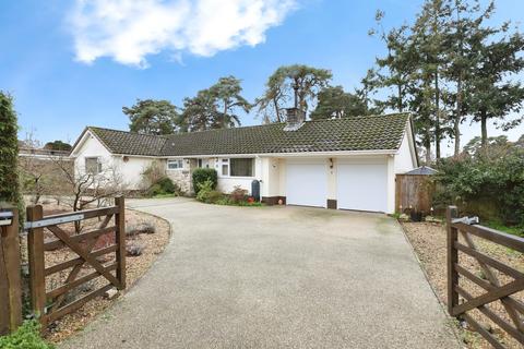 3 bedroom detached house for sale, Malmesbury Road, RINGWOOD, Hampshire, BH24