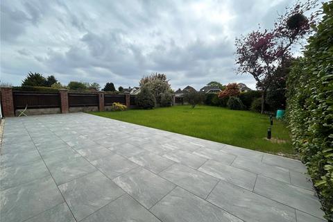 4 bedroom bungalow for sale, Martindale Avenue, Wimborne, Dorset, BH21