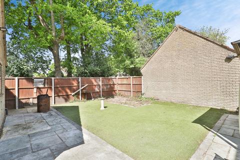 4 bedroom detached house for sale, Bay Close, Three Legged Cross, Wimborne, Dorset, BH21