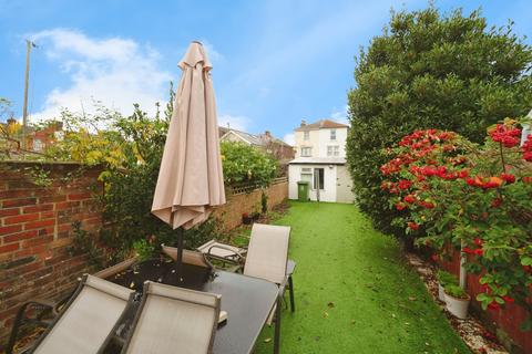 4 bedroom terraced house for sale, Pitcroft Road, Portsmouth, Hampshire, PO2