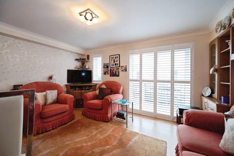 2 bedroom flat for sale, Exmouth Road, Southsea, Hampshire, PO5
