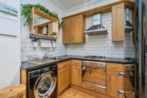 2 bedroom flat for sale, Lord Montgomery Way, PORTSMOUTH, Hampshire, PO1