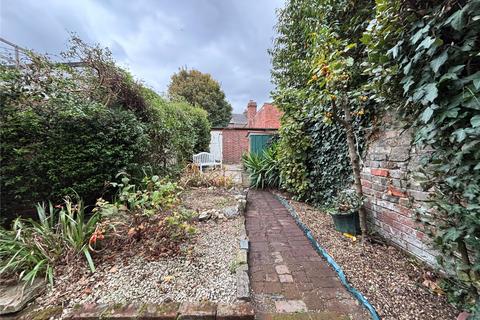 4 bedroom end of terrace house for sale, Gloucester View, Southsea, Hampshire, PO5