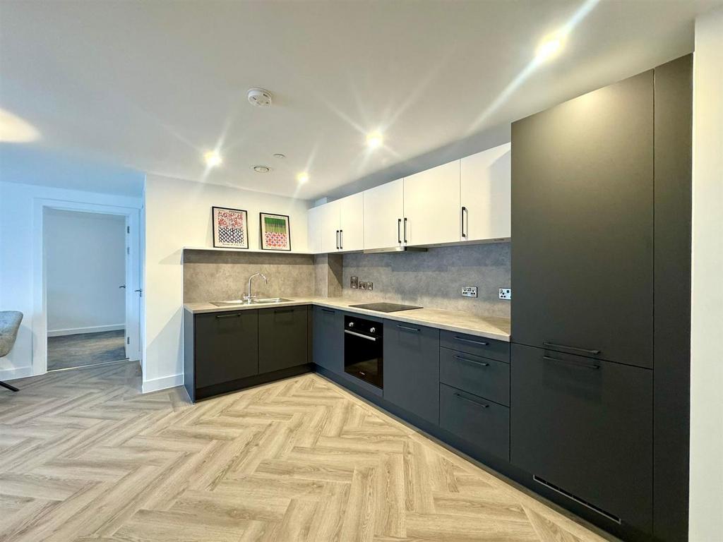 Kitchen pic 1.jpeg