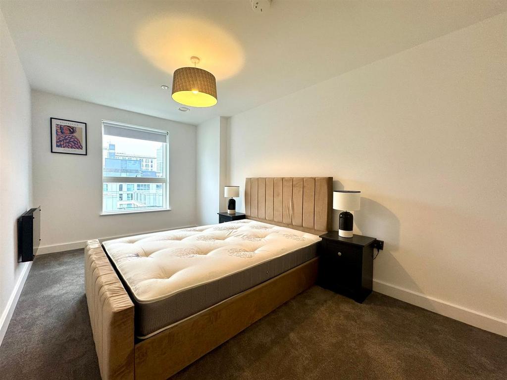 Main bedroom.jpeg