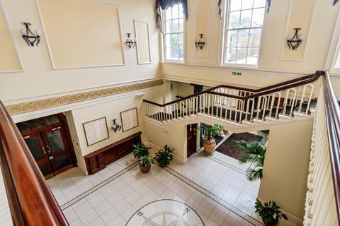 2 bedroom flat for sale, Canute Road, Southampton, Hampshire