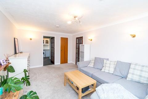 2 bedroom maisonette for sale, Winchester Road, Southampton, Hampshire, SO16