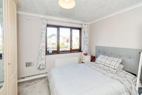2 bedroom maisonette for sale, Winchester Road, Southampton, Hampshire, SO16