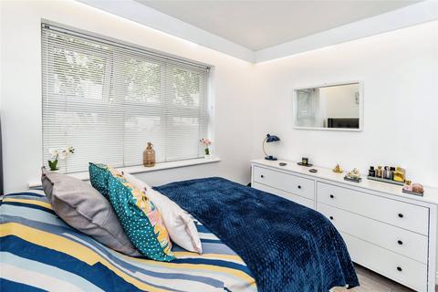 2 bedroom flat for sale, Roberts Road, Southampton, Hampshire, SO15