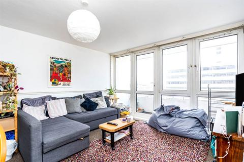 2 bedroom flat for sale, Wyndham Court, Commercial Road, Southampton, Hampshire, SO15