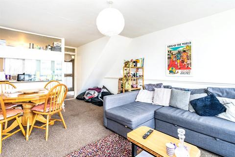 2 bedroom flat for sale, Wyndham Court, Commercial Road, Southampton, Hampshire, SO15